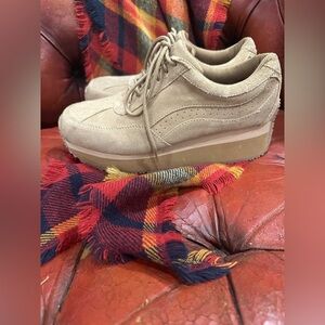 EUC SPLASH SUEDE  platform SNEAKERS SHOES